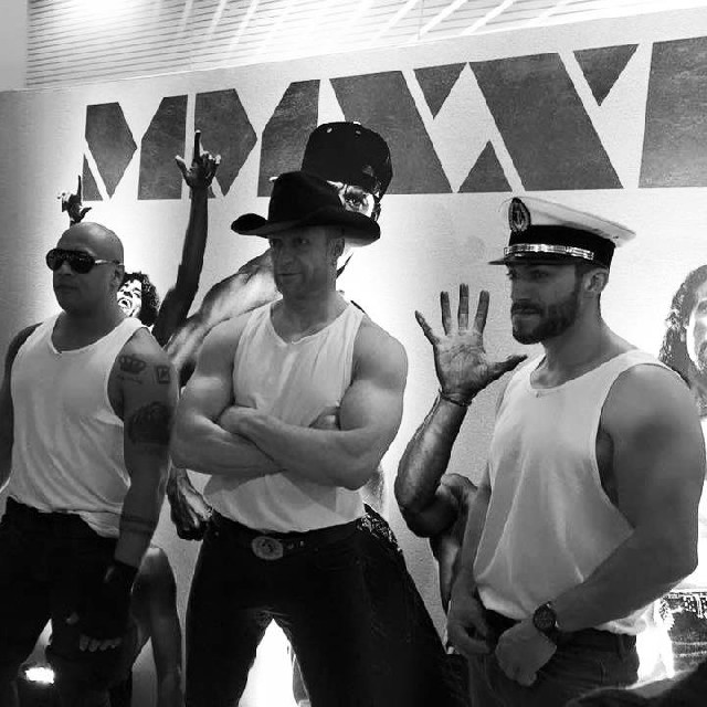 Foto 1 - Gogo boys para festas e eventos